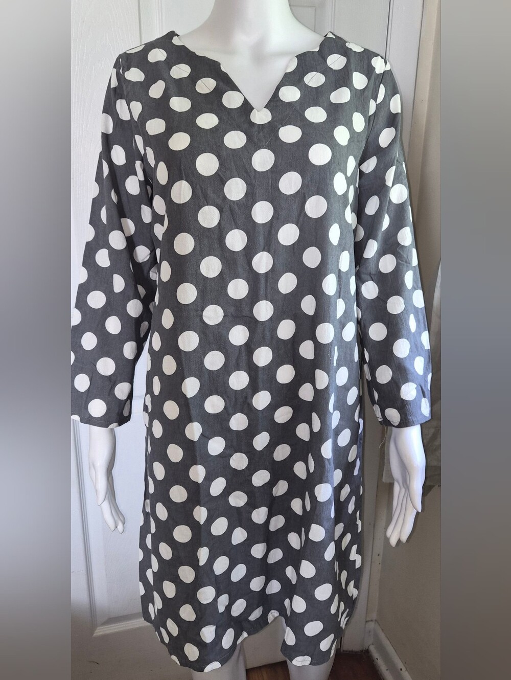 Classic Polka Dot V-Neck Long Sleeve Dress - Gray & White